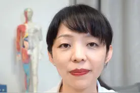 肝火旺入睡难，常按一个穴位 #肝火旺 #入睡难 #太冲穴 #中医养生