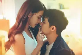 女邻居热情的有点过分，还要给他介绍工作（6） #泰剧推荐视频封面