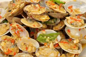 蒜蓉花甲，像我这样做各个开口，又鲜又嫩，赶紧学起来 #抖音美食推荐官 #美食教程 #湘菜