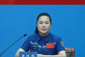 航天员王浩泽的这首小诗，藏着对宇宙的滚烫热爱。（科技日报 何沛苁 赵卫华 聂慧敏 付毅飞）