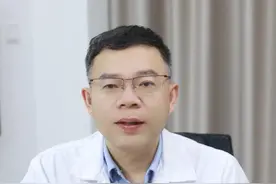 孩子抓伤、擦伤怎么处理不留疤?别盲目贴上创口贴，医生手把手教你处理#硬核健康科普行动  #年度健康知识干货大赏 #疤痕 #家长必看 #孩子受伤视频封面