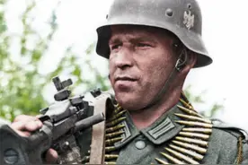 它是二战德军常用武器 俗称“土豆捣碎器” 是步兵的标准装备 #武器 #武器科普 #武器装备 #武器讲解 #武器知识视频封面