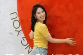 我好喜欢我自己，有点好看，还有点小搞笑，笑容也特别灿烂，我性格也很好，分享欲还特别高，我待人很真诚，我的世界本来就该围着我转，我值得这人间，值得被爱填满，出门看见镜子里的那个人，真的很赞#girlstalk #喜欢自己 #爱自己 #女性成长 @抖音小助手 @DOU+小助手