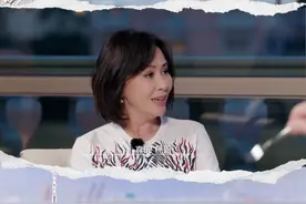 #嘉人自友约   新的知识增加了！陈茵媺现身说法，解答刘嘉玲提问：怀孕的时候不仅会喜欢上与平时口味不同的食物，甚至怀三个小朋友，分别爱吃不同的食物！每周四21:10持续锁定江苏卫视，更多精彩，与你准时相约！视频封面