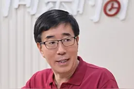 保持精力充沛的一个好方法就是制定自己“不做”的清单。#向东时间 #大咖观察 #高途陈向东视频封面