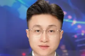 47岁TVB男演员姚亦澧再就业，长沙街头摆摊卖咖啡，曾出演《使徒行者》《刑侦12》。白天卖咖啡、晚上聊故事，烟火气里续写新人生。