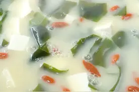 学会赶紧做一锅，家人都夸你是大厨#美食教程 #美食 #鲫鱼汤 