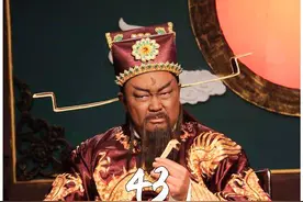 南宫玉耀杀害亲弟弟嫁祸展昭，展昭将面临牢狱之灾 #怀旧经典影视视频封面