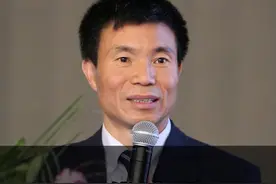 在我眼里的隔代遗传。视频封面