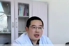 乳房摸着有硬块？你一定要注意了#医学科普 #硬核健康科普行动  #乳腺健康 #女性健康 #年度健康知识大赏视频封面