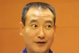 听航天员翟志刚回忆太空漫步：“我的天！深不见底啊！”网友：像听脱口秀！#中国航天 #神舟七号  #翟志刚  （实习编辑：陈圣梓）