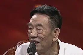 “超级绿叶”杨少华回忆捧哏经历：刻苦锻炼让观众爱听自己说话