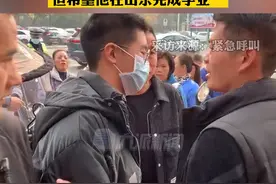 12月8日， #孙卓养母发声 :嫌犯说孙卓是离异家庭弃养 ，“他想做什么事，我都听他的”，但希望他在山东完成学业。（采访来源：新京报）视频封面