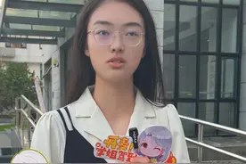 河南高考703分的姑娘考上清华大学，120万河南考生排名前50，直言查完分数内心平静，高中自己安排时间学习会更好#河南高考#河南信阳#信阳高中#清华大学 #高考视频封面