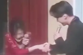 世界名画🈶！#中森明菜  第一次见#黎明  ，这个反应太真实了！#颜值视频封面