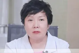 吃完海鲜过敏起疹子 两种药帮你缓解#医学科普 #门诊故事 #过敏 #硬核健康科普dou来说视频封面