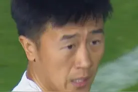 来给国内后卫上点强度！里亚斯科斯生吃吴兴涵，黑旋风不是白叫的。#里亚斯科斯高速突破吴兴涵 #青岛西海岸vs山东泰山 #2024中超联赛视频封面