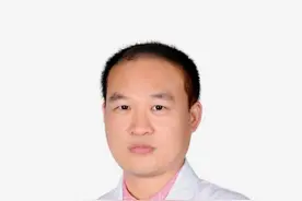 两阳一阴型乳腺癌，为什么优先选择手术？ #乳腺ai #医学科普 #甲乳外科胡友廷视频封面