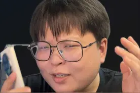 OPPO 系统又卷了！超级省电3.0和区域录屏，这才是想要的 OPPO 系统又卷了！ColorOS 15 更新：超级省电 + 区域录屏，这才是用户想要的#ColorOS15 #opporeno14 #手机推荐 #安卓手机 #最强苹替 视频封面