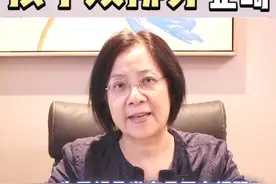 孩子双排牙几岁开始干预？ - 如果不存在面型或者颌骨位置的问题，一般建议所有的乳恒牙都替换完毕再进行正畸，一般就是12岁左右，或者是第二个恒磨牙萌出后
- 但是如果同时出现了骨骼的问题，优先考虑上下颌骨的发育时机
#正畸 #整牙 #牙齿矫正 #双排牙视频封面