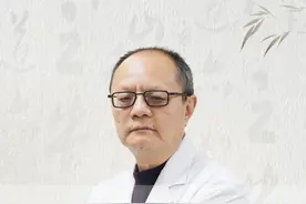 关节痛不一定是类风湿，类风湿主要表现是以关节痛为主。但类风湿存在特异性特点,例如全身多关节游走性疼痛。#类风湿 #痛风 #健康dou起来 #健康守护计划视频封面