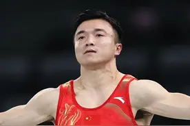 #巴黎奥运会  你可以永远相信刘洋的吊环！刘洋吊环拿到15.500的高分，中国队反超美国队升至第一位！ #你可以永远相信刘洋的吊环  #体操男团决赛中国升至第一视频封面
