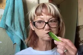 干巴老太的午餐，好朴实的生活 干巴老太的午餐，好朴实的生活#美食  #吃货日常 #干饭了视频封面