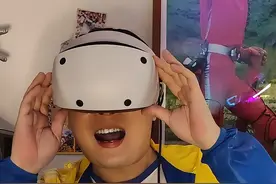 告诉小时候的自己，长大后你在玩什么？ 当你知道未来将要发生什么，是不是会下意识的去改变什么？#遇见小时候的自己 #童年阴影 #怀旧游戏 #8090后的回忆 #怀旧