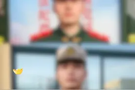 兵哥哥冬季常见穿搭！（范鹏发） #鲁武瞬间视频封面