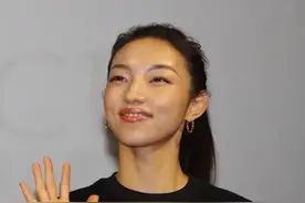 女演员那尔那茜“定向委培事件”引发公众质疑，内蒙古教育厅工作人员回应：正在调查#大象主播说 @大象新闻主持人赵子怡