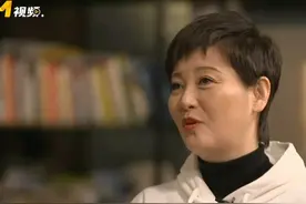 #徐帆 在片场第一眼没认出#彭昱畅 他淹没在人群中，觉得他“憨憨的”，所以他演的吕途才让人相信！#电影我们一起摇太阳 #李庚希视频封面