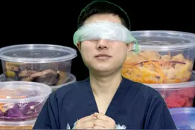 微塑料无孔不入，要小心啦！ 最新的研究发现，微塑料已经在我们体内普遍存在，胃肠、肺、肝等器官都检测到了微塑料的存在。更可怕的是，这些微粒甚至能够穿过血脑屏障，进入大脑。在2020年12月的时候，一项研究在人类胎盘中发现了微塑料，这进一步证实了微塑料的普遍性。#微塑料 #微塑料对人的危害 #微塑料污染 #微塑料颗粒视频封面