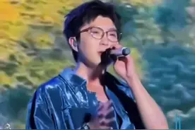 听不完，根本听不完！2025年山东计划组织演唱会、音乐节不少于5000场，一整个期待住了！#跟着演唱会去旅行 #毛不易 #单依纯 #陶喆 #逛不完的宝藏山东视频封面