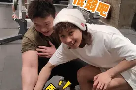 变强就是在状态不好的时候，也能发挥出两年前的最高水平 #撸铁女孩 #女性力量 #健身 #精神氮泵 #见人不如健身视频封面