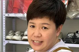 裤子油渍、发黄，裤子穿久了就非常容易氧化发黄，裤子氧化发黄或者蹦上油渍难清洗，来试试这个清洗小妙招#污渍轻松去除 #油渍去除 #氧化发黄 #实用小技巧 #油渍轻松去除