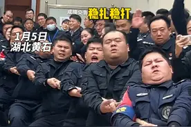 蜀黍的快乐如此简单，拔河现场失去表情管理……视频封面