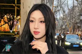 冷酷反差型女生，变成富婆最想干嘛 #上海 #街头采访 #情感 #恋爱 #脱单视频封面