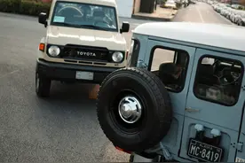 丰田LC7系怎么选 V8不压榨一样没力 #保持热爱奔赴山海 #硬派越野视频封面