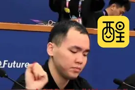 亚运会播报员谢顶哥喊话大家放心学英语。#亚运会播报员 #亚运会播报员超燃播报 #杭州亚运会 #浙江dou知道  #声量计划 女排颁奖仪式前DJ带动观众狂欢视频封面