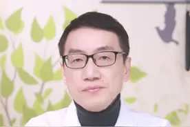 吃完东西，宝宝嘴巴周围泛红，是过敏吗？ #育儿   #过敏   #崔玉涛  #崔玉涛诊所  #健康科普 @崔玉涛养育中心视频封面