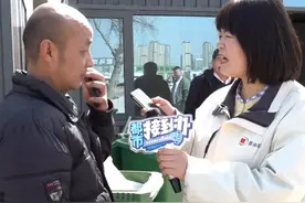 （二）3月18日，河南郑州。妻子生病急需用钱，无奈把车抵押。市场：老板说车是卖给他的，没按时还款。“我要是卖车，不可能给我收利息”视频封面