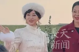 王炸嘉宾！赵雅芝现身《浪姐6》总决赛，此前叶童霸气放话：总决赛都回去休息吧。网友调侃：现在知道她的底气哪来的了。#乘风2025乘风之夜 #浪姐6总决赛 #赵雅芝 #叶童 #乘风2025视频封面