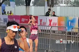 2小时29分08秒！丁常琴斩获2025重庆马拉松国内女子第一：身为妈妈选手备战，时间有限，但今年在重庆开了个好头！#2025重庆马拉松 #抖音精选计划视频封面