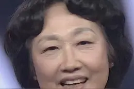 音乐人的浪漫！#打起手鼓唱起歌  原来是#施光南 给夫人的礼物视频封面