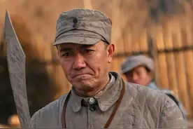 南京军事学院开课啦，不善奔跑的常奶超担任教员 #经典影视视频封面