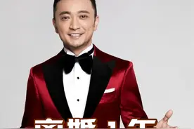 如果不是这张高清照的曝光，谁也没想到，离婚仅一年的尼格买提和帕夏竟相差万里 #尼格买提 #帕夏古丽  #娱乐资讯 #明星人物传 #明星八卦视频封面