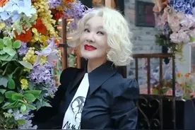 每个人都是独一无二的存在，拥有独一无二的风格和韵味，这是美的灵魂所在。#拒绝容貌焦虑#美 视频封面
