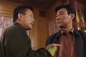 警中警：局长马云山的儿子无证驾驶肇事，大老板黄金鼎的机会来了视频封面