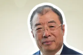 奇安信董事长齐向东：AI就是生产力 AI出现，是否会让很多人失业？AI将如何影响普通人的生活？AI对网络安全有何影响？全国政协委员、奇安信科技集团董事长齐向东，在接受侠客岛专访时谈了他的看法，一起来看。#2025全国两会 #企业家 #科技 #AI