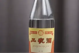 即使是大厂嫡系，也不能闭眼就买#白酒 #评测 #喝酒 @抖音短视频 @DOU+小助手 视频封面